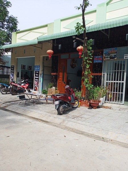 Bán 2 dãy phòng trọ ở khu công nghiệp, Bình Dương thu nhập 20 triệu./ tháng , covid hay không vẫn ổn định