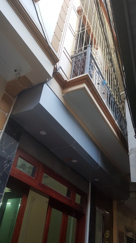 Bán nhà Định Công Thượng. Ngõ cực nông, 3 bước ra ngõ lớn 40m2, giá 3,1 tỷ
