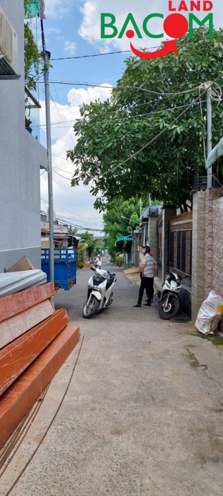 Nhà 1T1L Hố nai, gần trường Lê Hồng Phong, đường ô tô 5m, SHR thổ cư 100% chỉ 2ty75