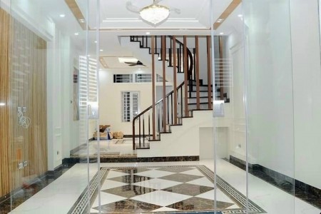 Bán nhà Ngõ 8 Lê Quang Đạo, lô góc, mới ở ngay, 42m2 giá chào 4,2 tỷ.