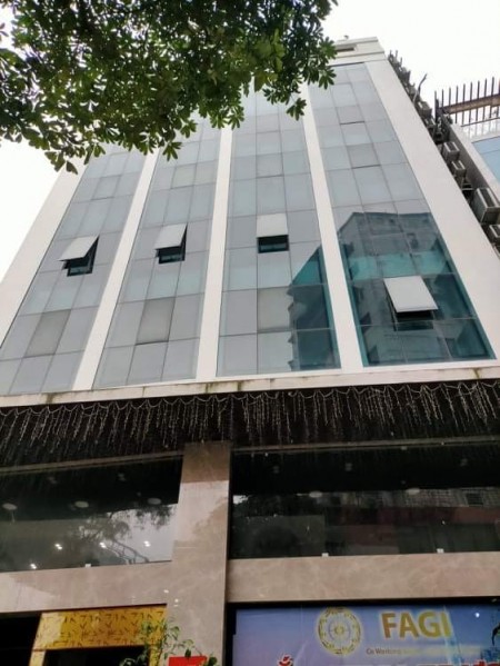 Tòa nhà văn phòng mặt phố Quận Thanh Xuân 200m2 x 12 tầng, mặt tiền 12m, Lô góc. Giá 68 tỷ