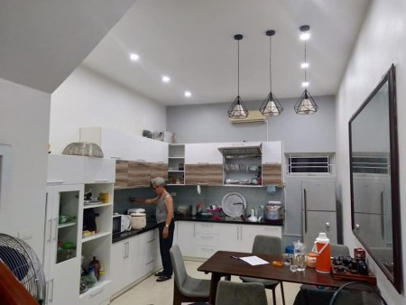 Bán gấp nhà Quang Trung, 3 mặt thoáng, ô tô 4 chỗ lùi tận cửa, st 50m2, giá chỉ hơn 4 tỷ