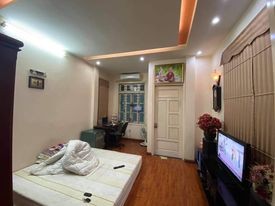 Nhà Võ Chí Công Xuân La nhà đẹp ở luônh, dt 40m2, 5 tầng, giá 3.3 tỷ