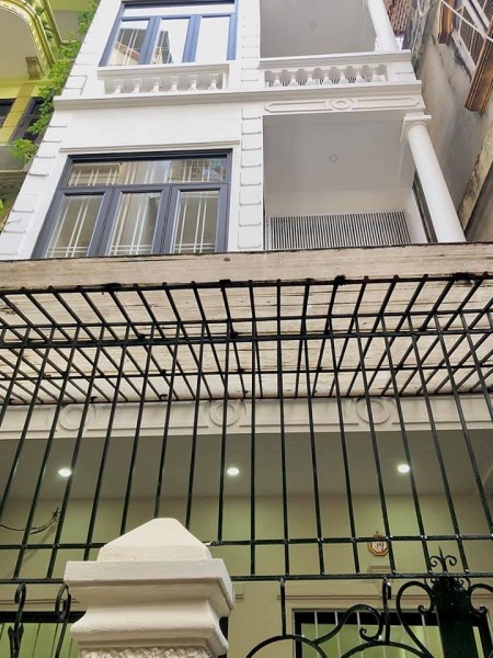 Bán Nhà Khương Đình 55m2, Diện Tích Rộng, Ngõ Thông Thoáng, Mặt Tiền 4m, Giá Chỉ 3.9 Tỷ