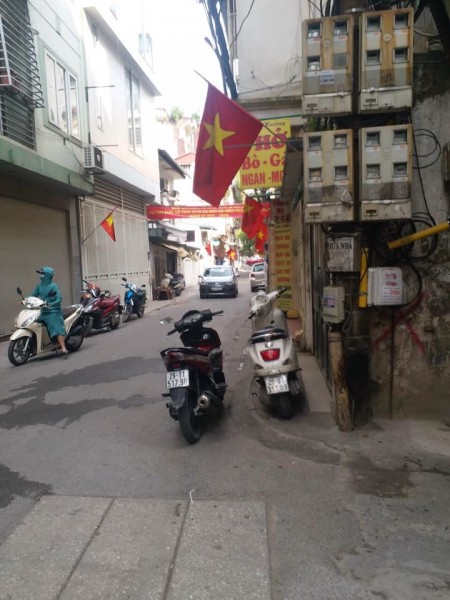 Nhà 5 tầng Yên Lãng Quận Đống Đa Hà Nội kinh doanh vô đối