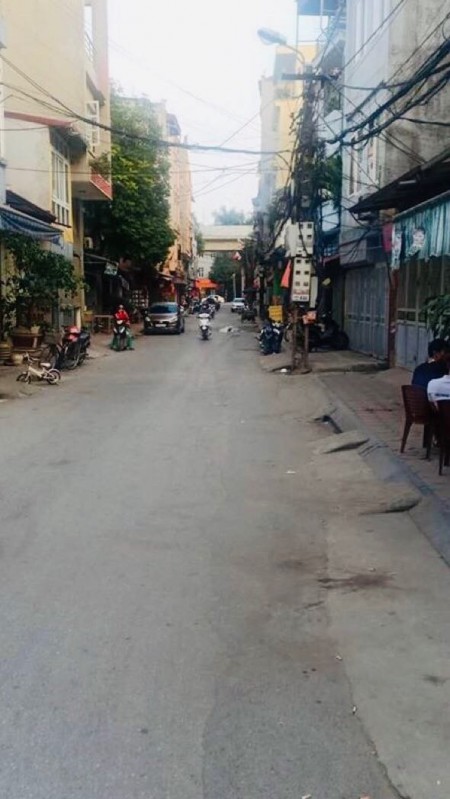 Bán nhà Quang Trung, ô tô tránh vỉa hè rộng diện tích 53m2, kinh doanh đỉnh
