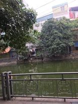 Nhà có view đẹp, trước mặt là hồ Quán Nhân, của hiềm, 4 tầng đúc kiên cố