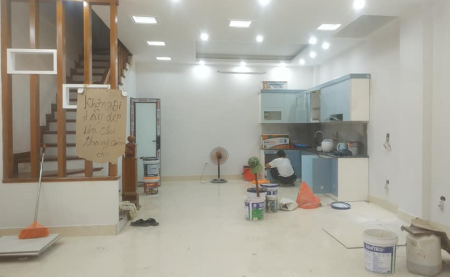 40M phố, lô góc mặt tiền siêu rộng, Hoàng Quốc Việt 50m2x5t, giá 5.75 tỷ T.Phương: 0941111357