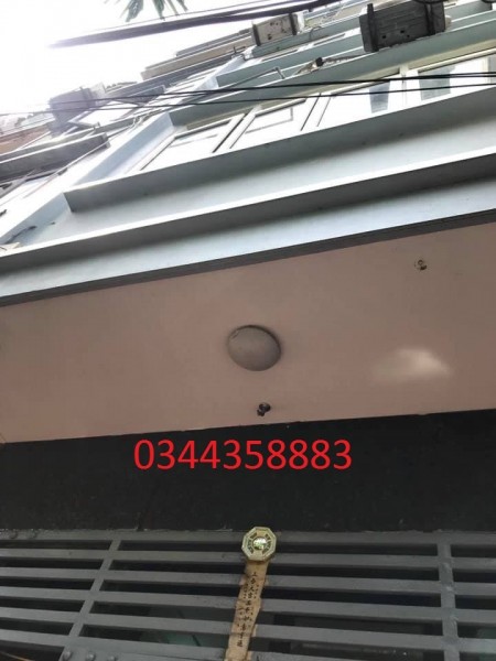 Nhà đẹp trung tâm Quận Cầu Giấy, dt 38m2, 5 tầng, giá nhỉnh 4 tỷ