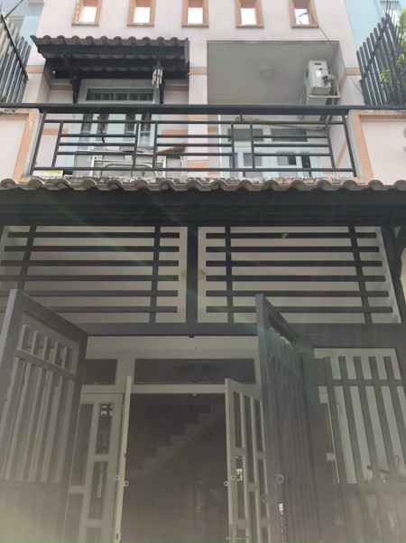 Cần bán nhà gấp Vĩnh Lộc B giá 2 tỷ, huyện Bình Chánh, 2 tầng