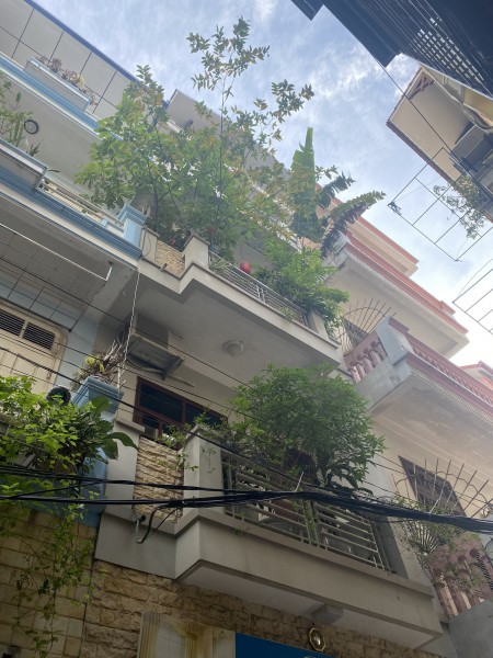 Chính chủ bán nhà phố Triều Khúc, khu phân lô, ngõ ô tô, nhà đẹp, dt 53m2 4 tầng Giá 7.6 tỷ