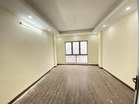 Bán nhà Định Công Thượng 5 tầng mới cứng, diện tích 32m2 giá 2tỷ95