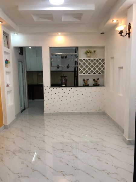 Hẻm xe hơi Hoàng Văn Thụ, dtsd 46m2, nở hậu, phong thuỷ tốt, giá 6.2 tỷ
