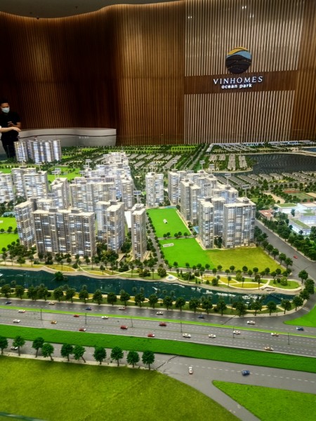 Đi đến slide 4