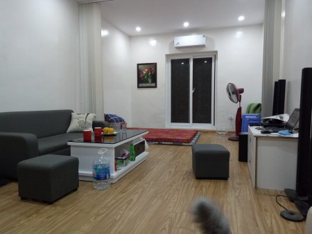 Bán Căn hộ tầng 3 khu tập thể 170 phố Hồng mai quận HBT diện tích 70m2