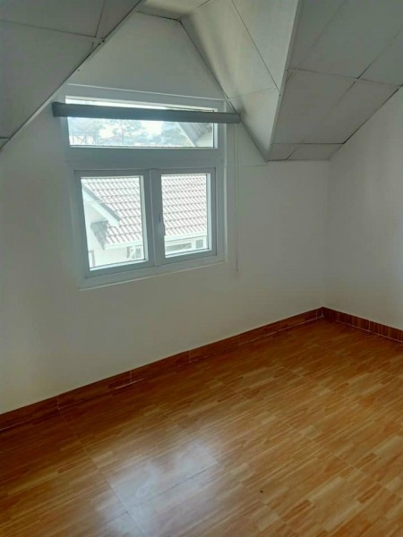 Bán nhà nguyên căn mới xây Nguyễn Siêu, phường 7, Đà Lạt
