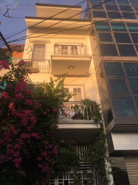 Bán nhà liền kề Văn Quán Hà Đông, dân trí cao 60 m2, giá bán 7 tỷ