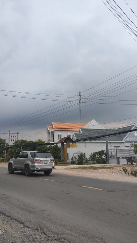 Đất Gần khu công nghiệp Cầu Tràm sổ hồng riêng 1 tỷ, thương lượng hẹ