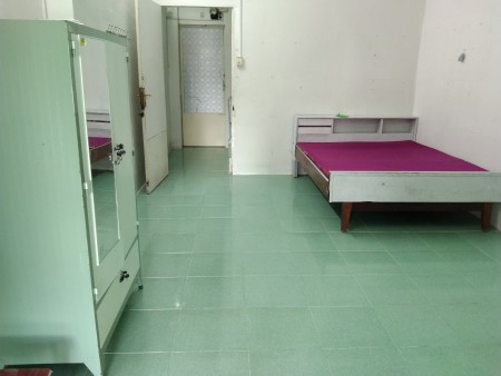 Còn 1 phòng cho thuê duy nhất máy lạnh có nội thất, ban công riêng biệt