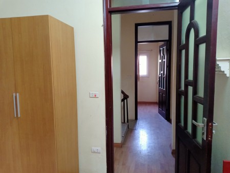 Bán nhà PhốTtriều Khúc, Thanh Trì , DT 35/38M 4 TẦNG, MT 4m GIÁ 3,5 TỶ ( có thương lượng )