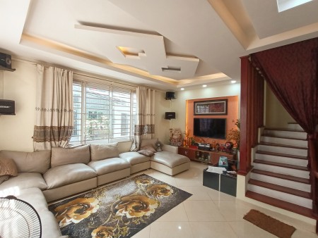 Bán nhà mặt phố Cự Lộc mặt tiền khủng 6,6m, kinh doanh đỉnh, ô tô tránh, giá 9,3 tỷ, dt 60m2*5 tầng, lô góc