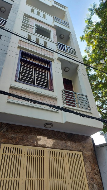 Bán nhà nguyên căn Đoàn Thị Điềm, nhỏ hiếm dt 25m2, 4 tầng giá 2.1 tỷ, lh 0936505084