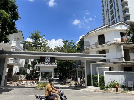 Bán gấp nhà phố Compoud Luois Graden trong KDC cao cấp Khang An