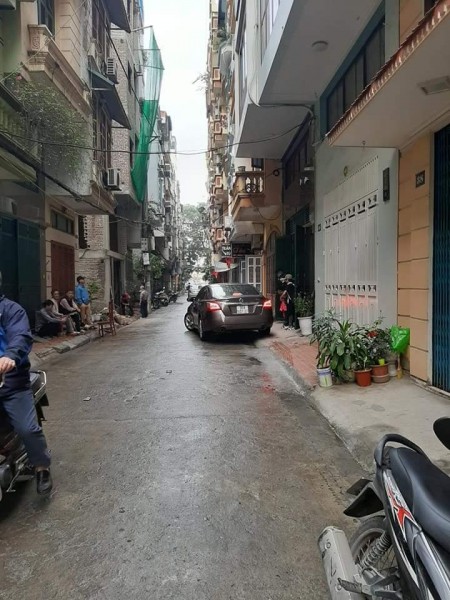 Bán nhà 4 tầng ngõ ô tô kinh doanh ngay bx Nước Ngầm, mt 3.8m