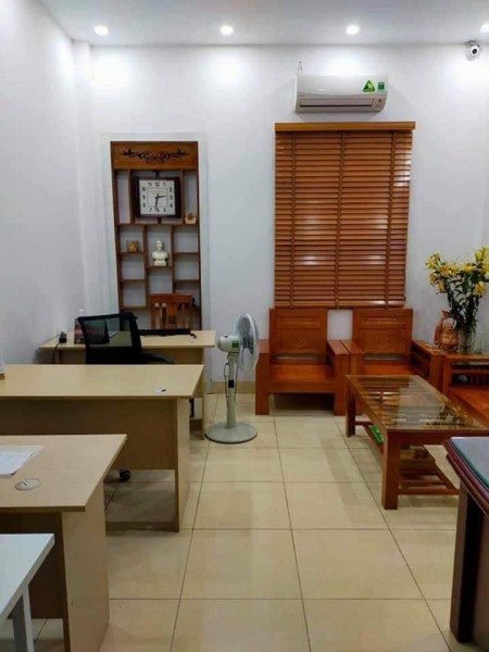 Bán nhà 5 tầng ngõ 40 Trần Vỹ, đường ô tô tránh . DT 42m2, mt 4m, giá 6.8 tỷ