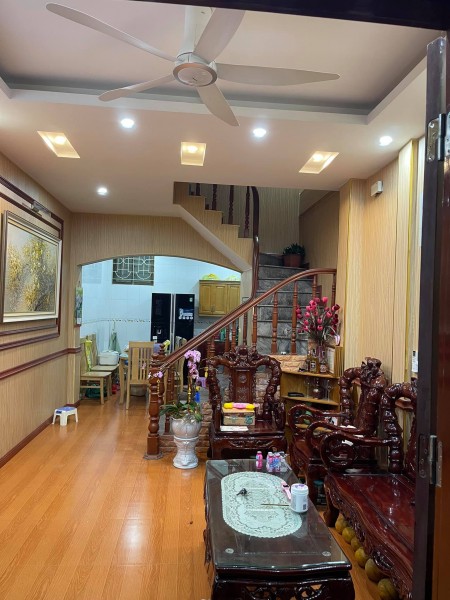 Bán gấp nhà Tân Triều, 50M2X4T, Nhỉnh 3 tỷ, Ô tô tránh, 2 mặt thoáng, LH: 0913621088