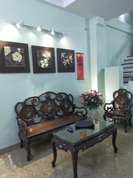 Nhà đẹp phố Bồ Đề, cách hồ 50m, cách AEON 800m, diện tích 60m, 4 tầng, mặt tiền 3.8m