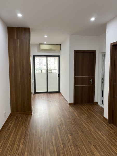 Bán nhà Trung Kính, Yên Hoà. Gần phố, ngõ thông rộng. 36m2x5T đẹp. Giá 3.5 tỷ. LHCC 0936522290