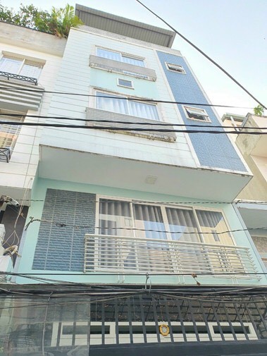 Cần bán nhanh nhà Phan Văn Trị cách MT đường 20m 4,8x18, CN 88m2-3 lầu
