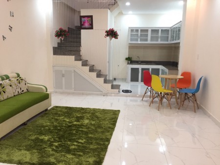 Bán nhà MT rộng 4.5m, Chiến Thắng, 54m2, 3 tầng BTCT, giá 4.7 tỷ