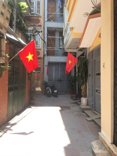 Bán nhà ở Vương Thừa Vũ, ô tô 7 chỗ đỗ cửa, sổ đỏ vuông văn, dt 38m2, giá 5.5 tỷ