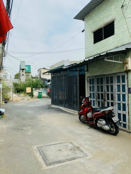 Nhà nguyên căn nở hậu phường Linh Đông, dt 2.35 tỷ, đường số 40, Thủ Đức