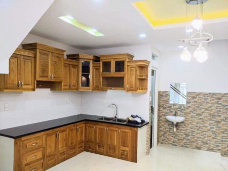 Bán Nhà Đường Phạm Thế Hiển, 4x13, đúc 2 lầu, phường 5, Quận 8