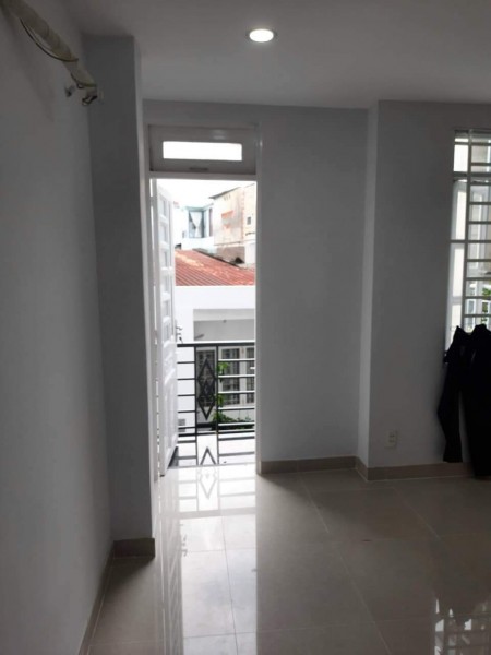 Nhà cực đẹp Sổ Hồng Riêng 40m2 , Ni Sư Huỳnh Liên Q. Tân Bình
