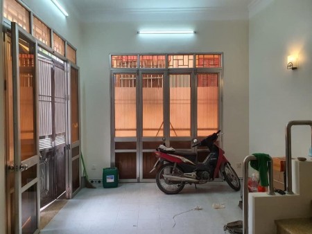 Bán nhà Ngọc Thụy, Long Biên, Lô góc, oto tránh 40m2 x 4 Tầng x 3 tỷ 500 Liên hệ 0944267031