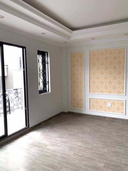 Bán nhà Dương Quảng Hàm, Nhà mặt ngõ kinh doanh, Nhà mới, 65 m2, 13,5 tỷ