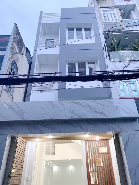 Nhà (4.3*13m, 2 lầu, mái che thang) hẻm VIP Âu Dương Lân P3 Q8