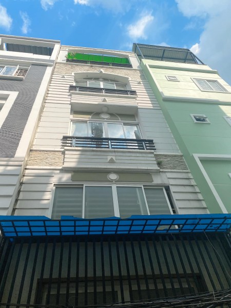 Bán nhà HXH Lý Chính Thắng, Nhà Nới Nở Hậu ở ngay, 42m2, 5 tầng Giá chỉ 8 tỷ 8