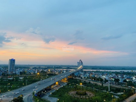 Cho thuê 02 căn hộ PentStudio Hồ Tây, DT 75m2 và 110m2, view Hồ Tây, Nhật Tân, Giá từ 8tr/tháng. LH 0944 596 256