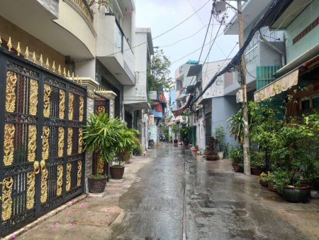 Bán gấp nhà chính chủ hẻm 6m 1 sẹc xe hơi khu Hàn Hải Nguyên, chợ Bình Thới QuẬN 11. Giá 4,7 tỷ