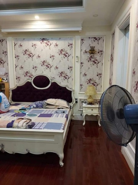Đi đến slide 4