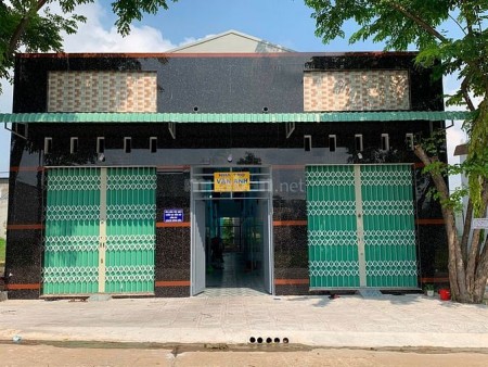 Chính Chủ cần bán 2 dãy nhà trọ và lô đất tại kcn mỹ phước 3 -vị trí đẹp đông dân