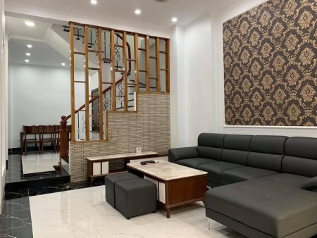 Bán nhà cực hiếm Mai Dịch lô góc 52m2, 6 tầng, mt 4m, ngõ thông, giá chỉ 3.9 tỷ