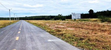Bán đất KCN Chơn Thành diện tích 300m2 giá 540 triệu, sổ hồng riêng, thổ cư