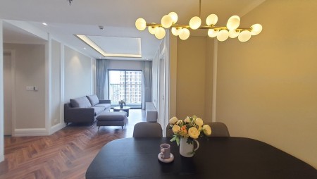 Cho thuê chung cư cao cấp King Palace 108 Nguyễn Trãi 99m2 3PN full nội thất.L/H: 0963146006