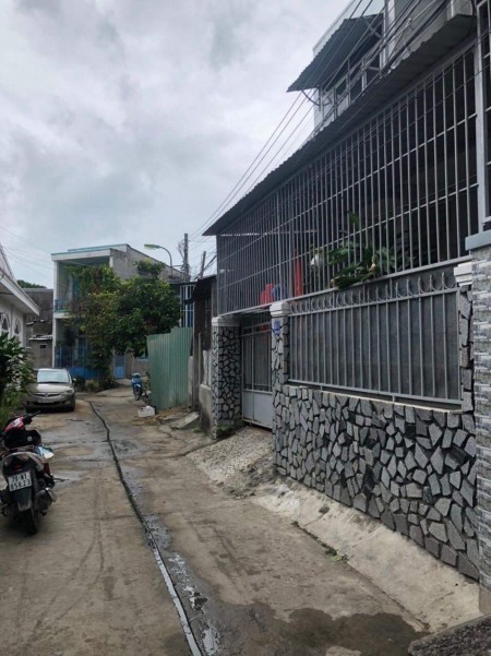 Bán nhà tâm huyết gần biển đúc kiên cố, gần khu dân cư, hỗ trợ vay 70%